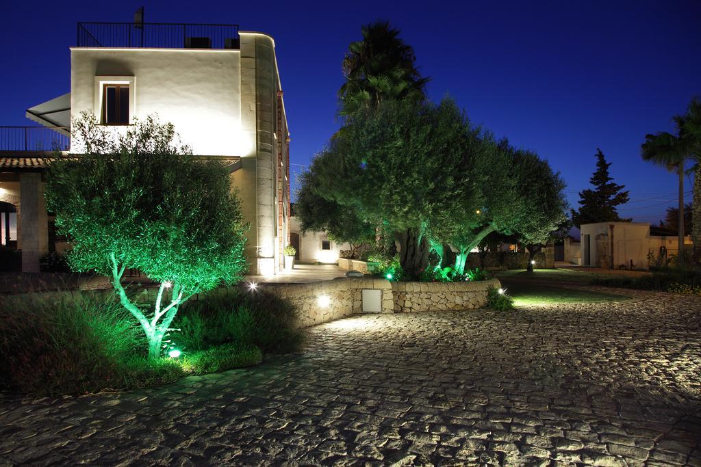 Aparthotel Casal Sikelio Cassibile Exterior foto